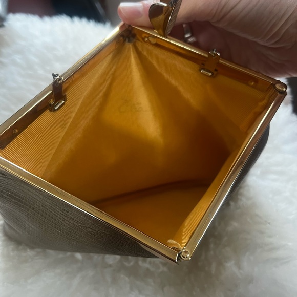 Vintage leather Etra genuine beige leather Evening Clutch with Chain Handle - Picture 7 of 11